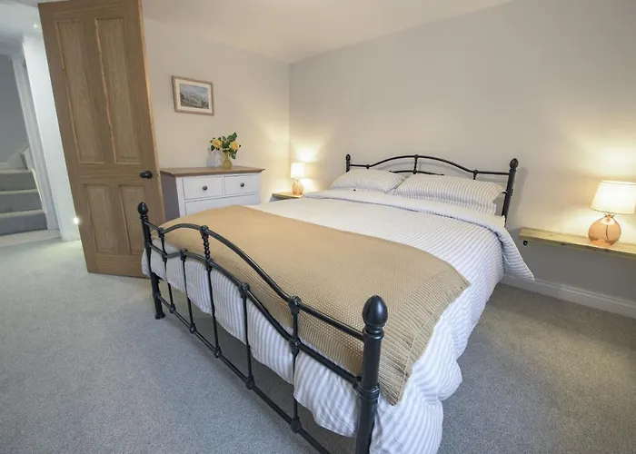 Penny Pot * Middleham