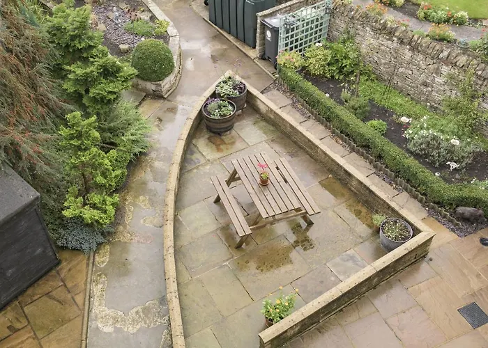 Penny Pot * Middleham